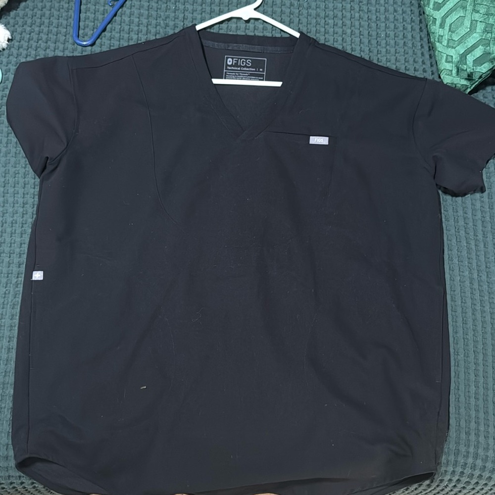 Figs Scrub top